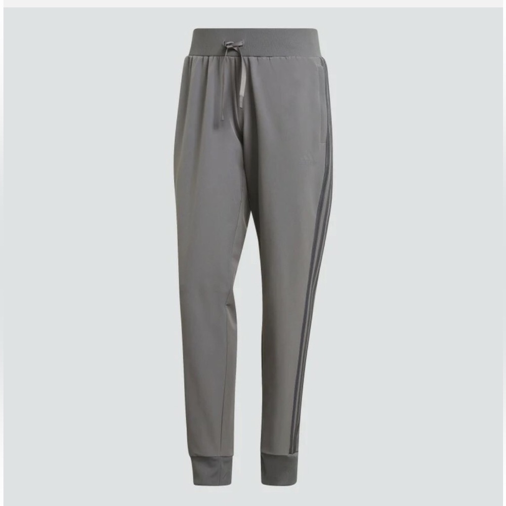 Adidas Women’s Tiro 19 Soccer Training Pants size small grey